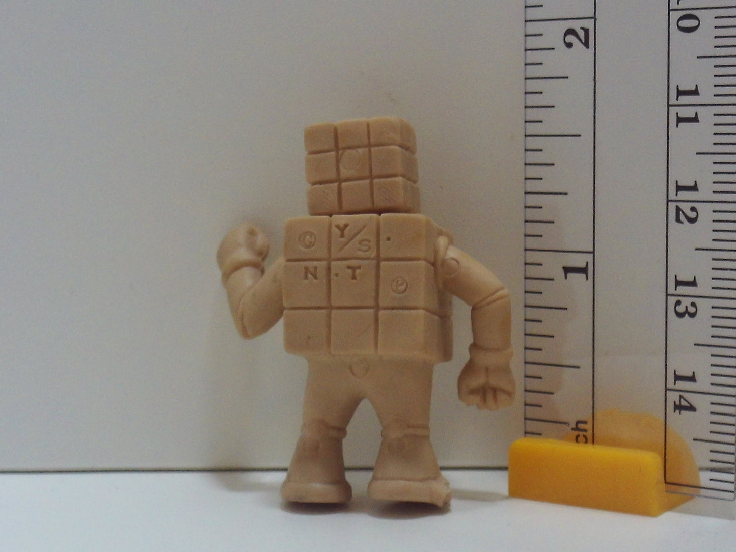 Beige/Tan Kinnikuman Keshi