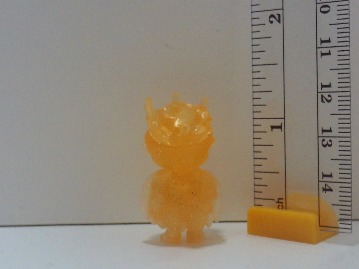 Resin Bikkuriman Keshi