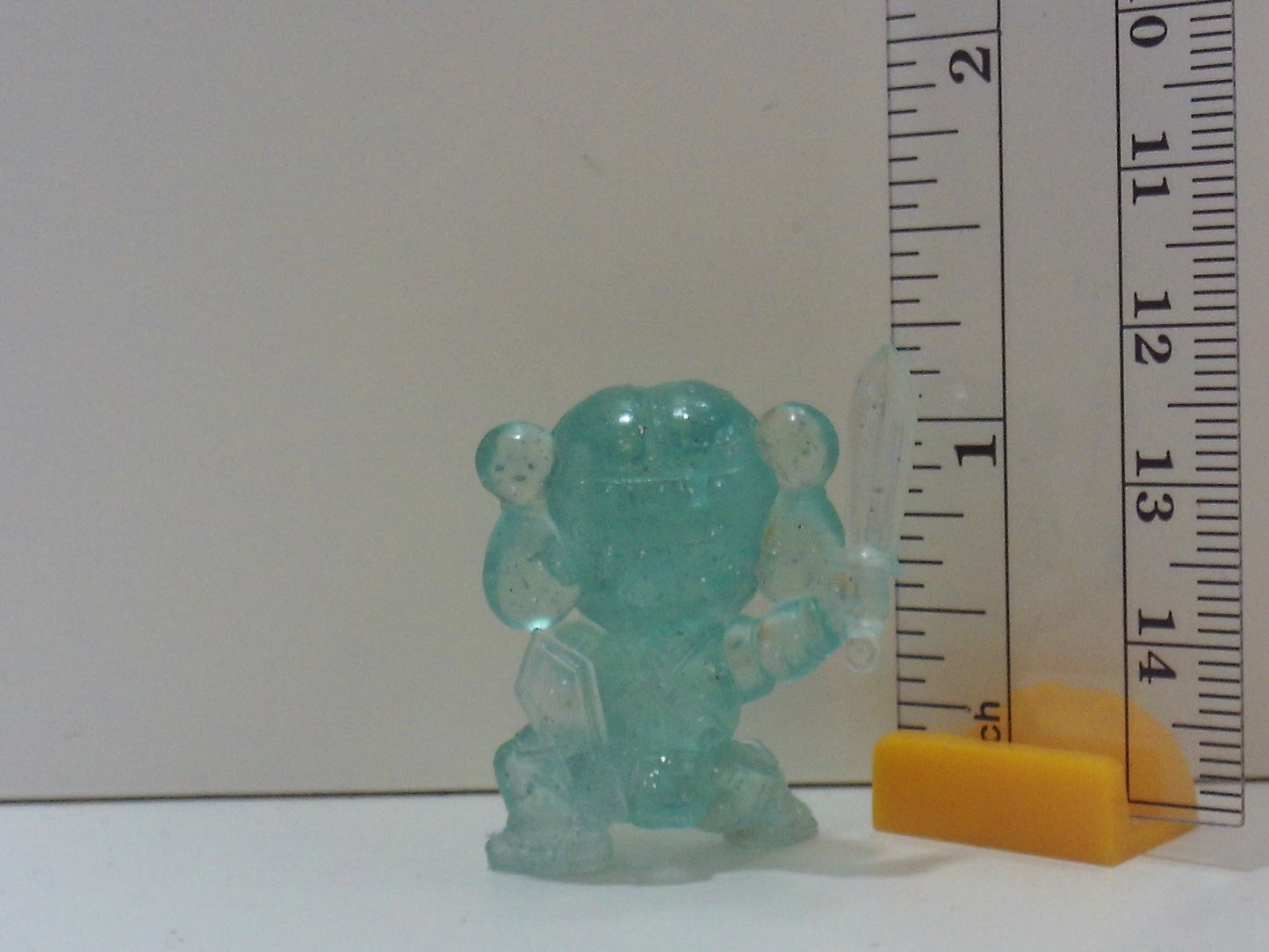 Resin Bikkuriman Keshi