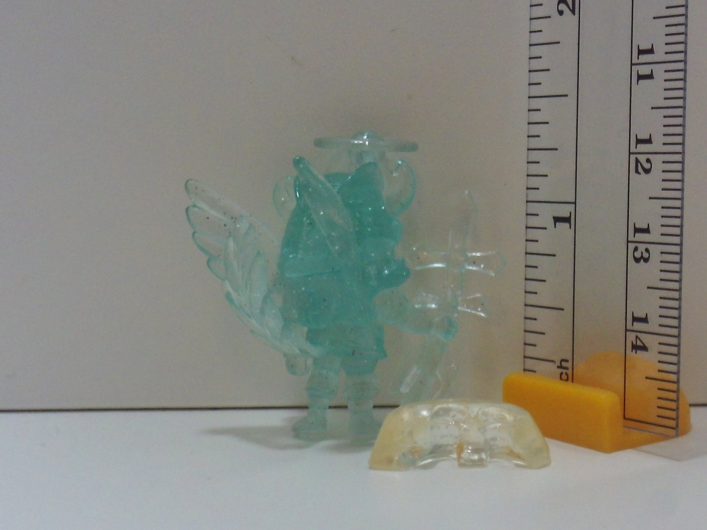 Resin Bikkuriman Keshi