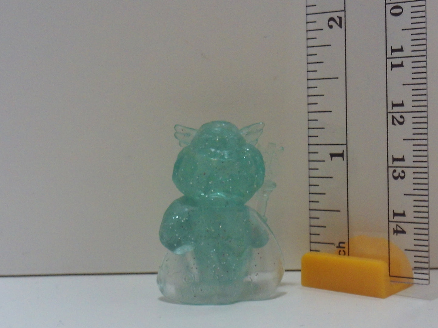 Resin Bikkuriman Keshi