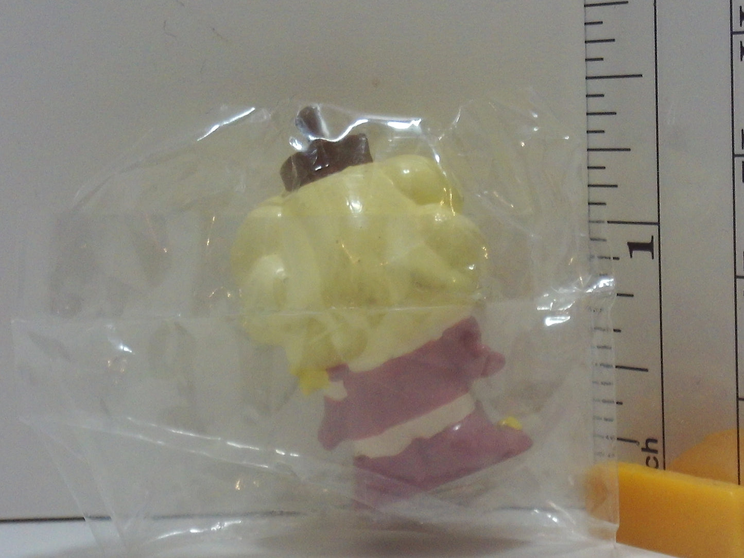 Painted Resin Bikkuriman Keshi