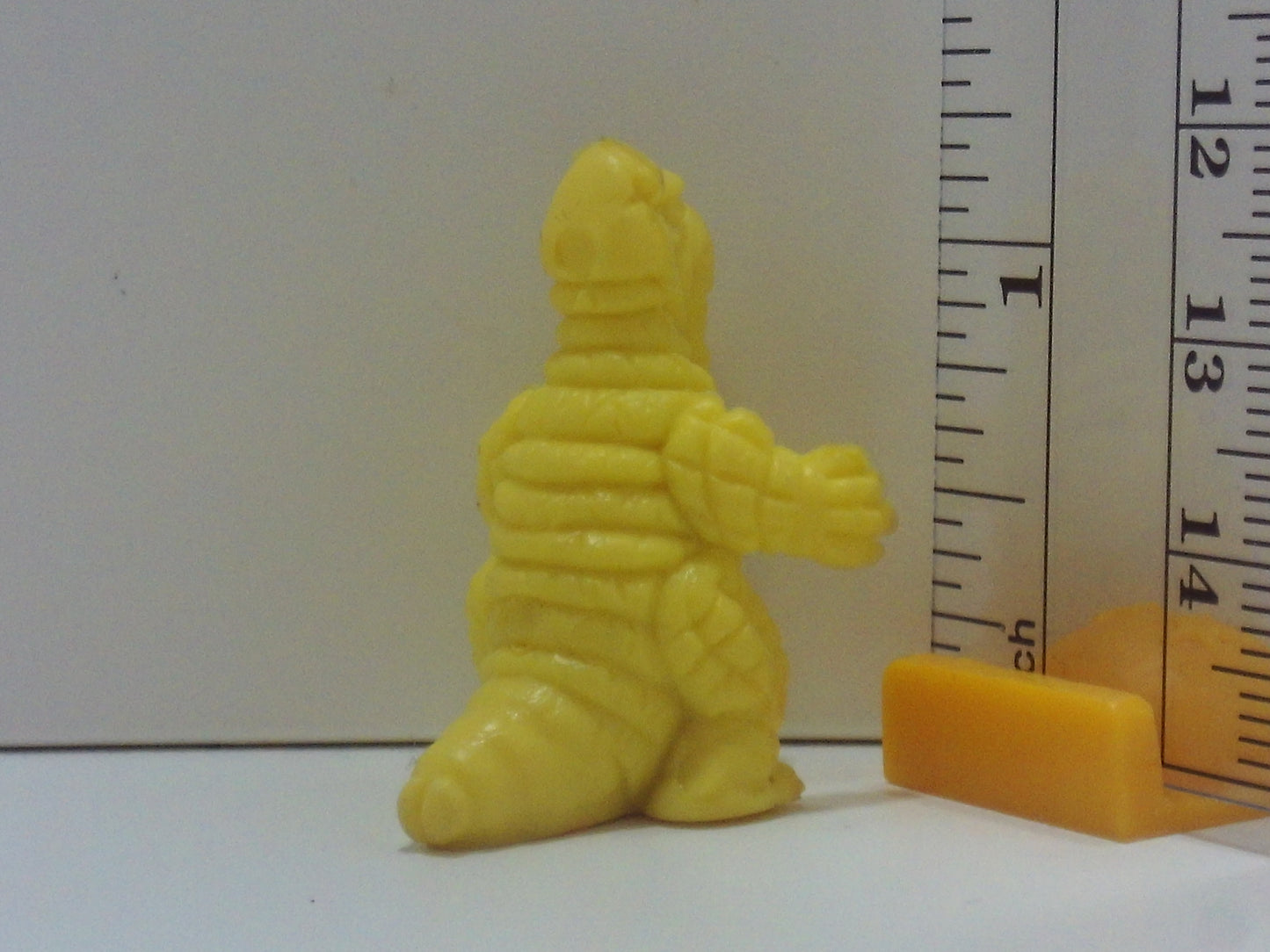 Chibi Kaiju Keshi