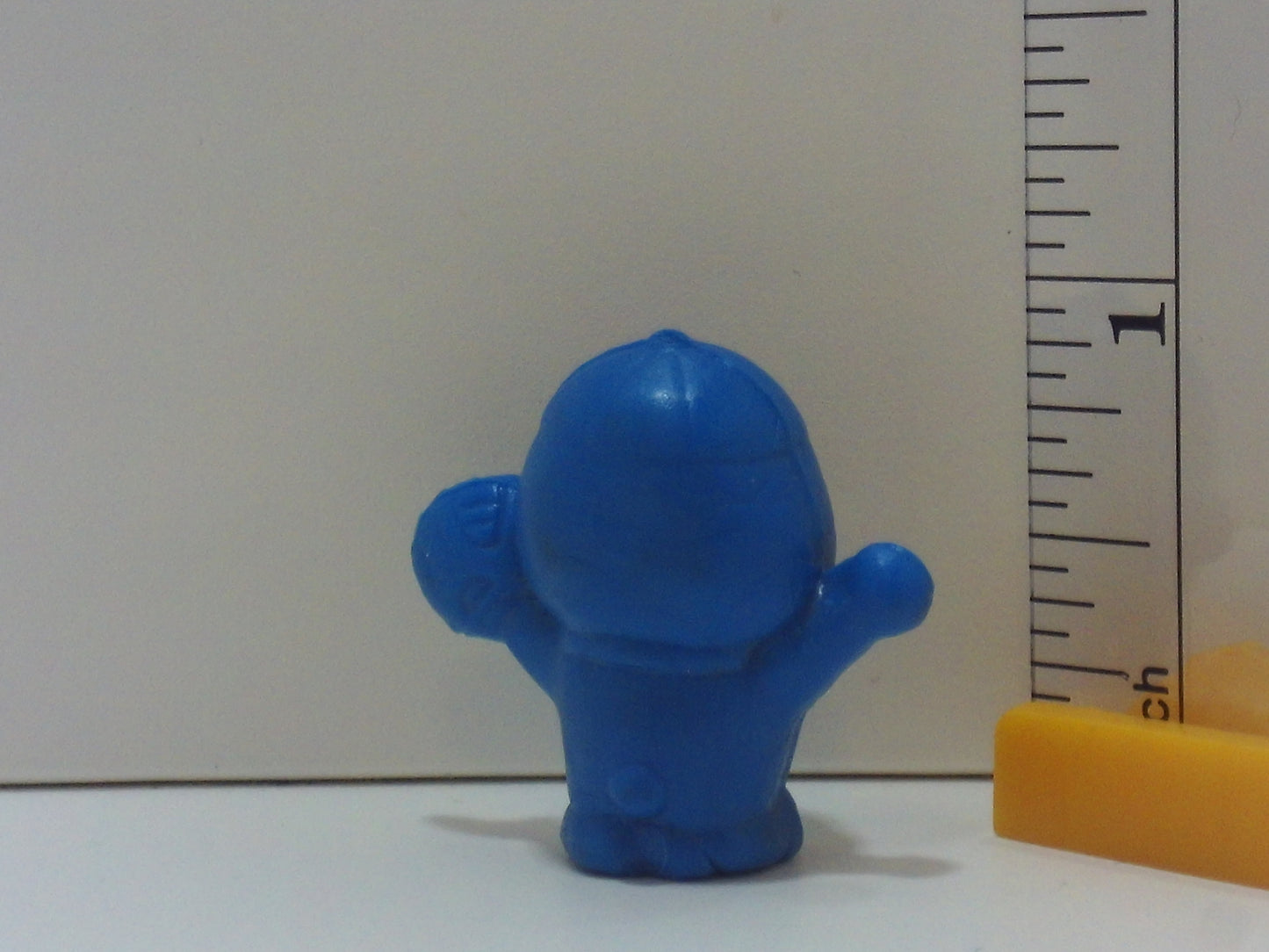 Doraemon Keshi Figure