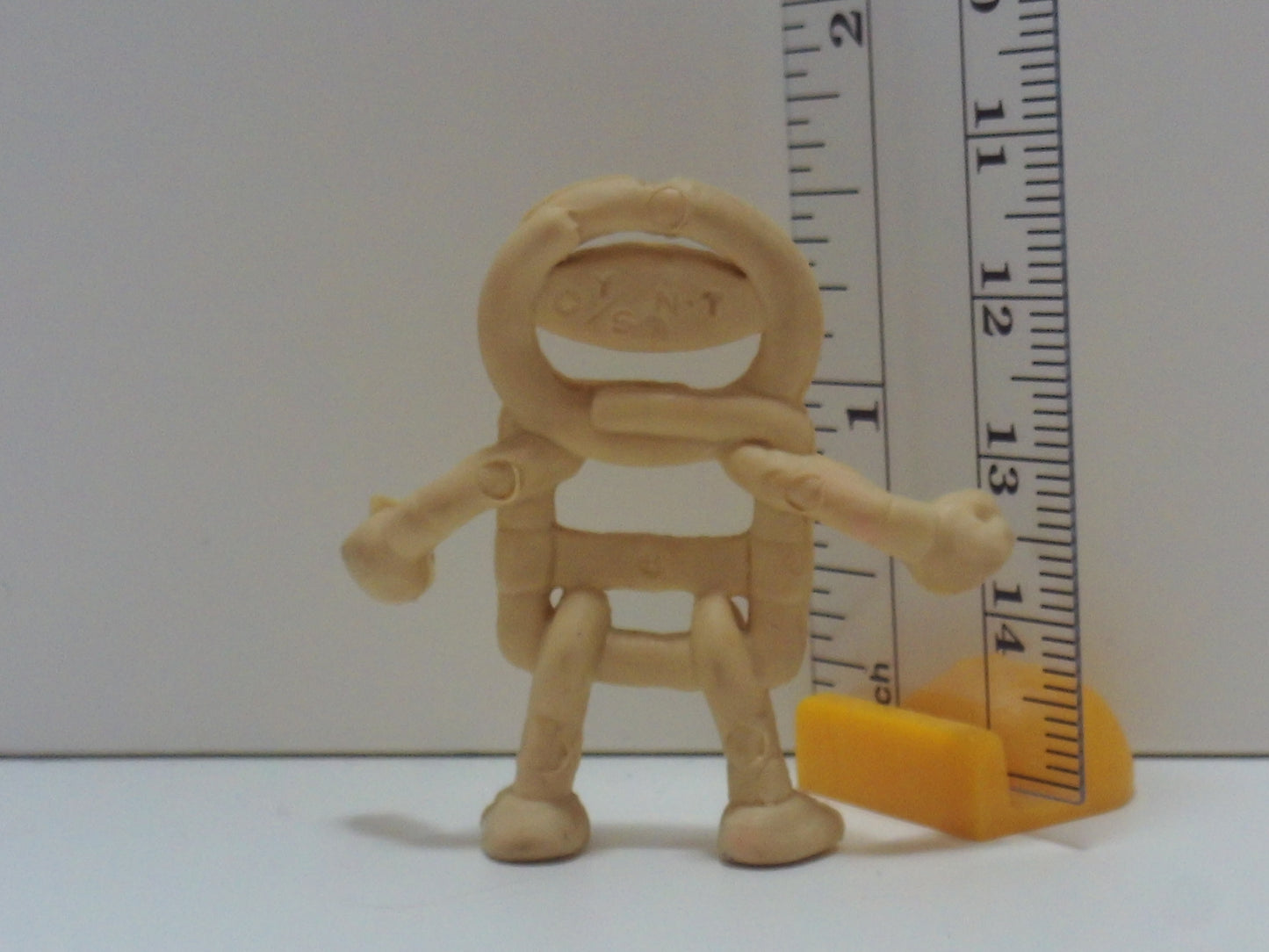 Beige/Tan Kinnikuman Keshi