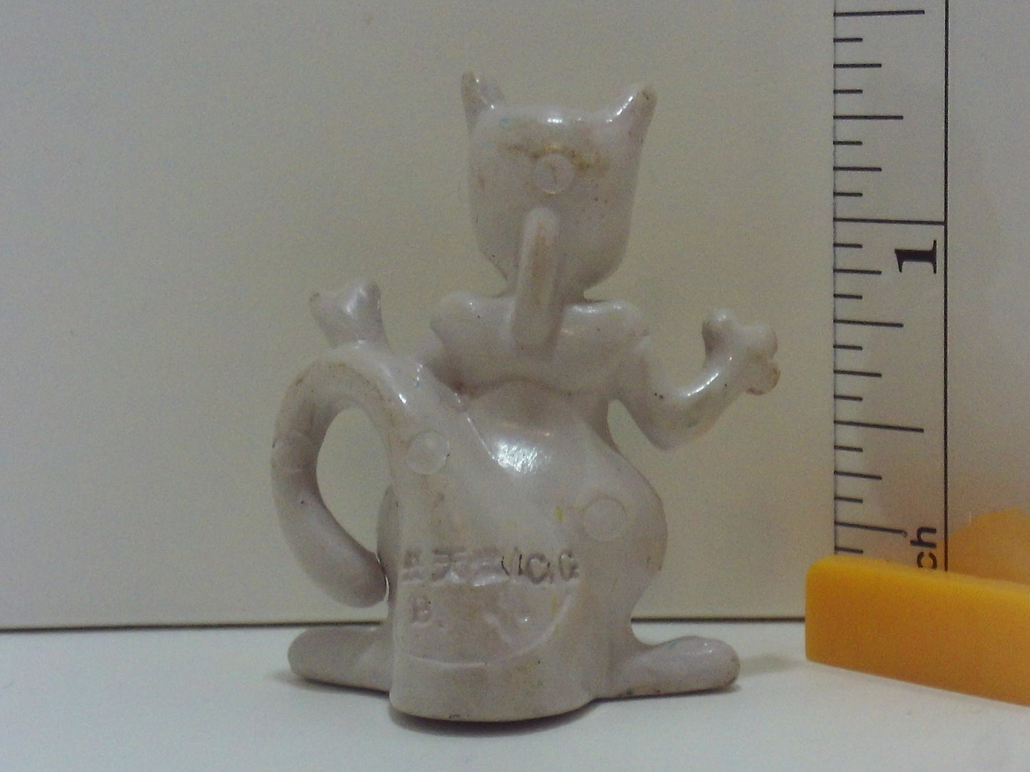 Pokemon Painted Keshi Figure