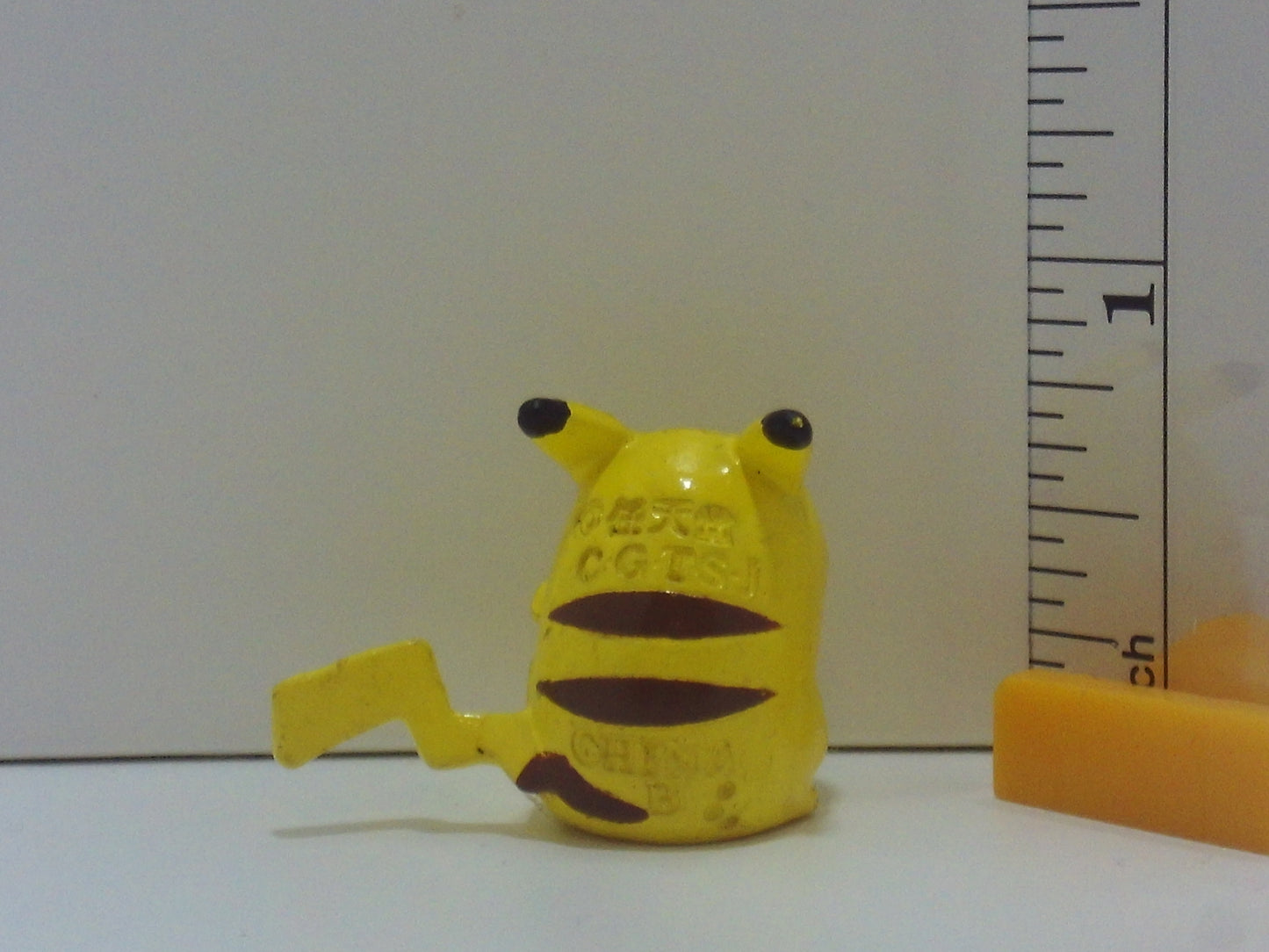 Pokemon Painted Keshi Figure