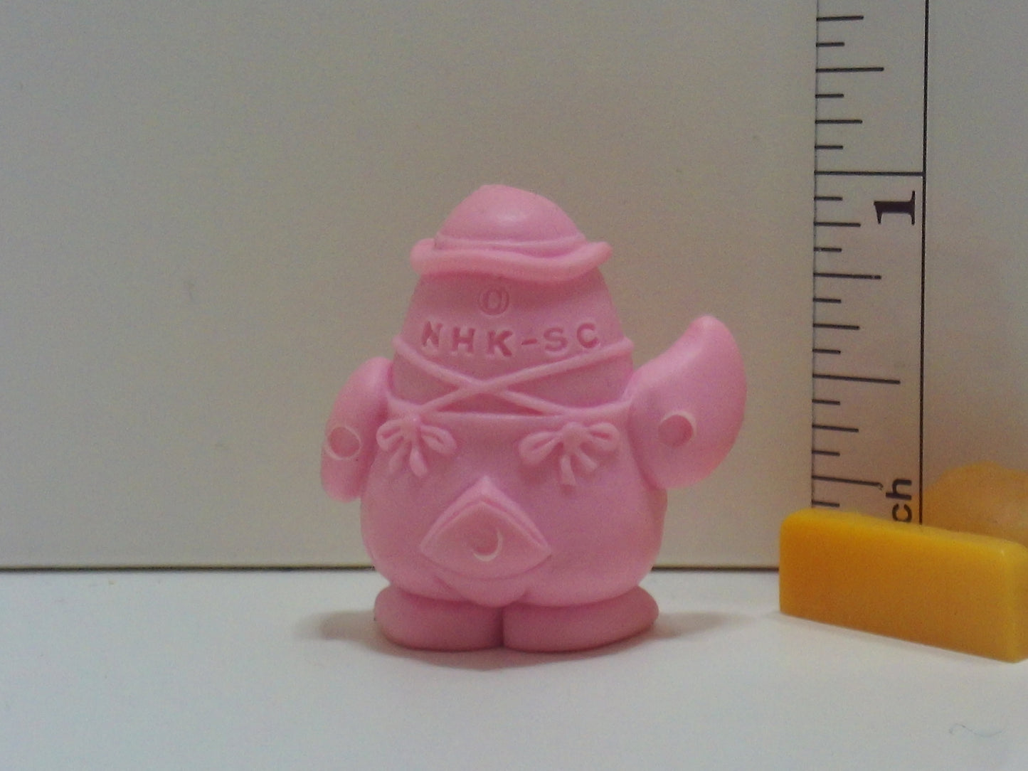 Parasol Henbee Keshi Figure