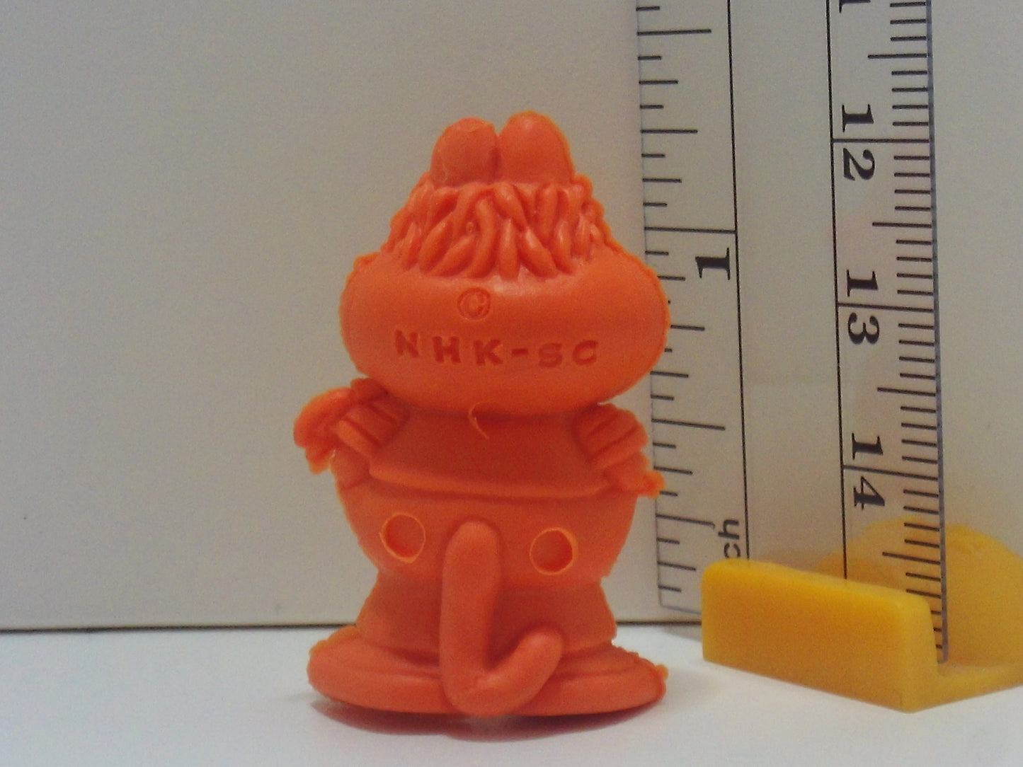 Parasol Henbee Keshi Figure