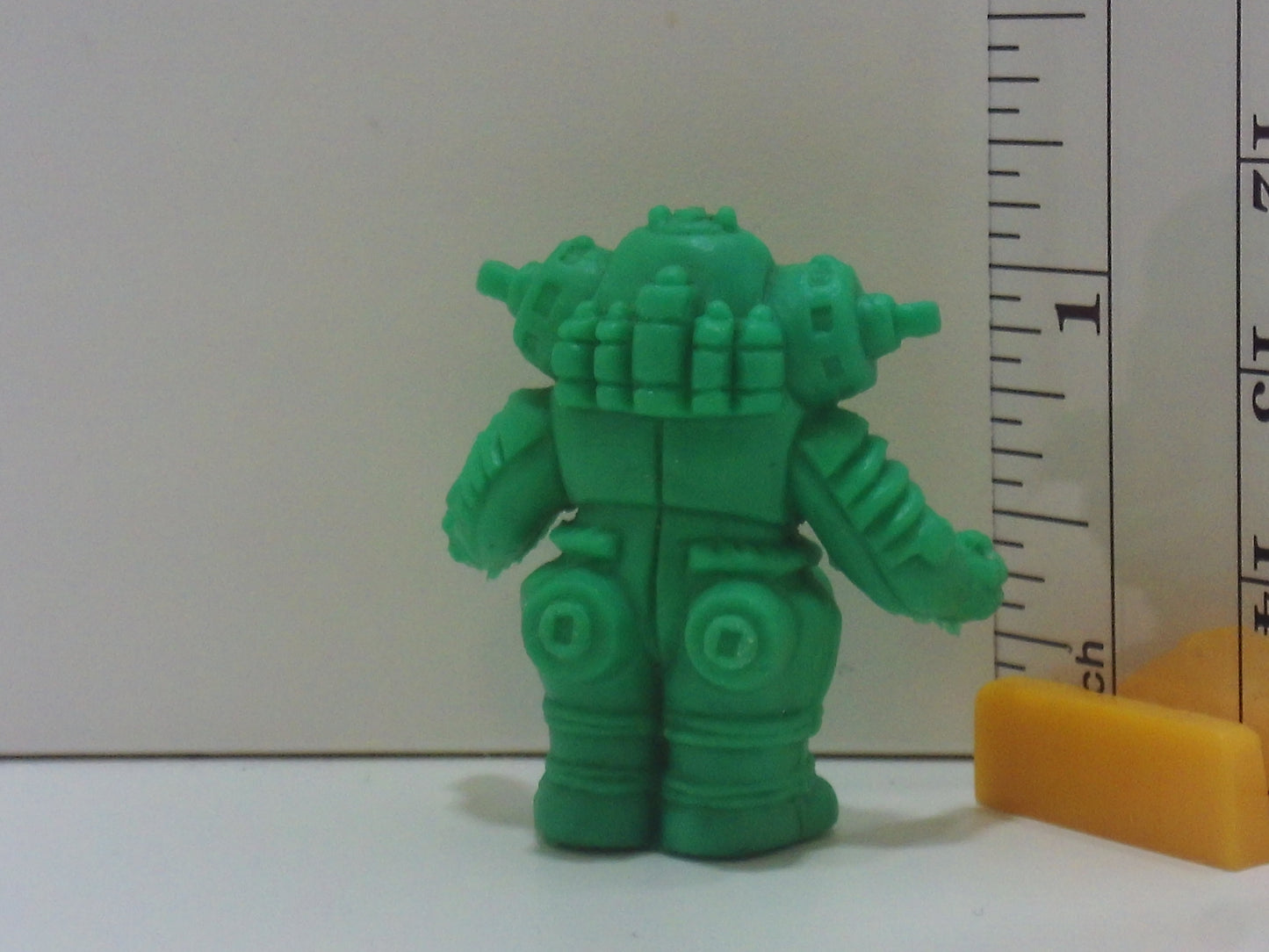 Standard Kaiju Keshi