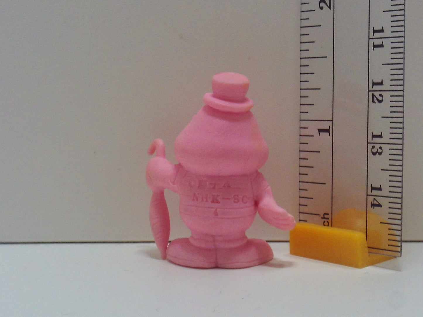 Parasol Henbee Keshi Figure