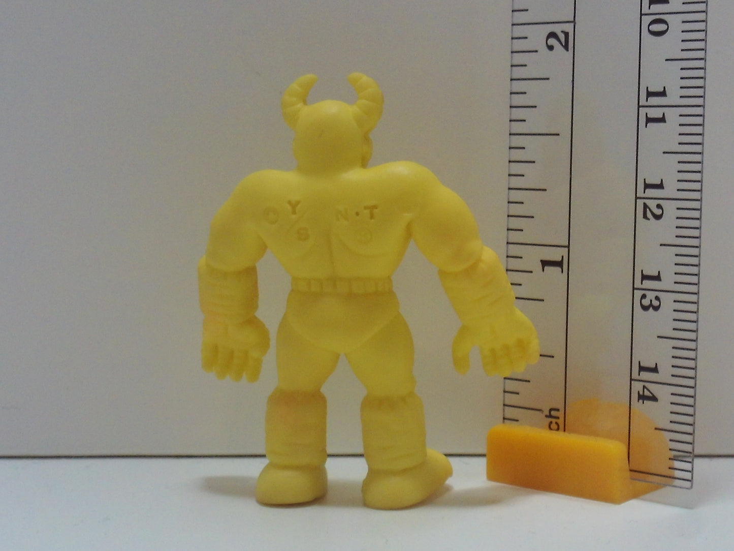 Yellow Kinnikuman Keshi - Japanese Rubber Keshi Keshigomu Anime Manga Video Game figure Takarabako at Kingkeshi.com