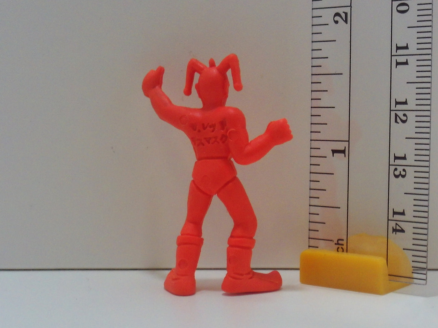 Tiger Mask Keshi Figure