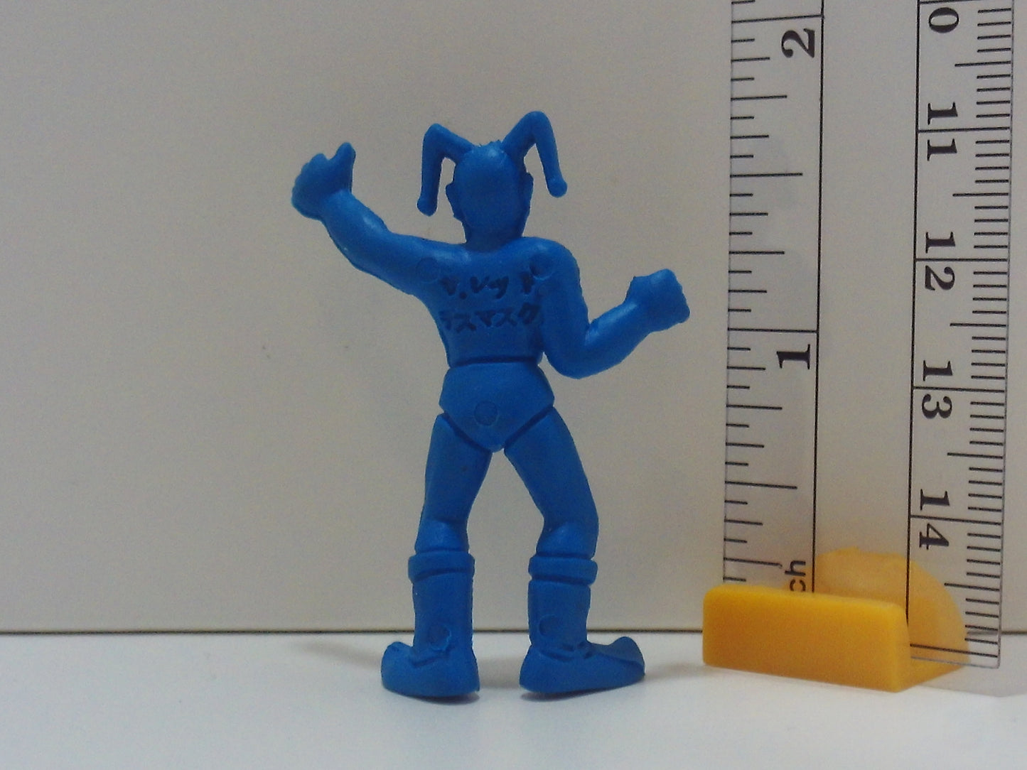 Tiger Mask Keshi Figure