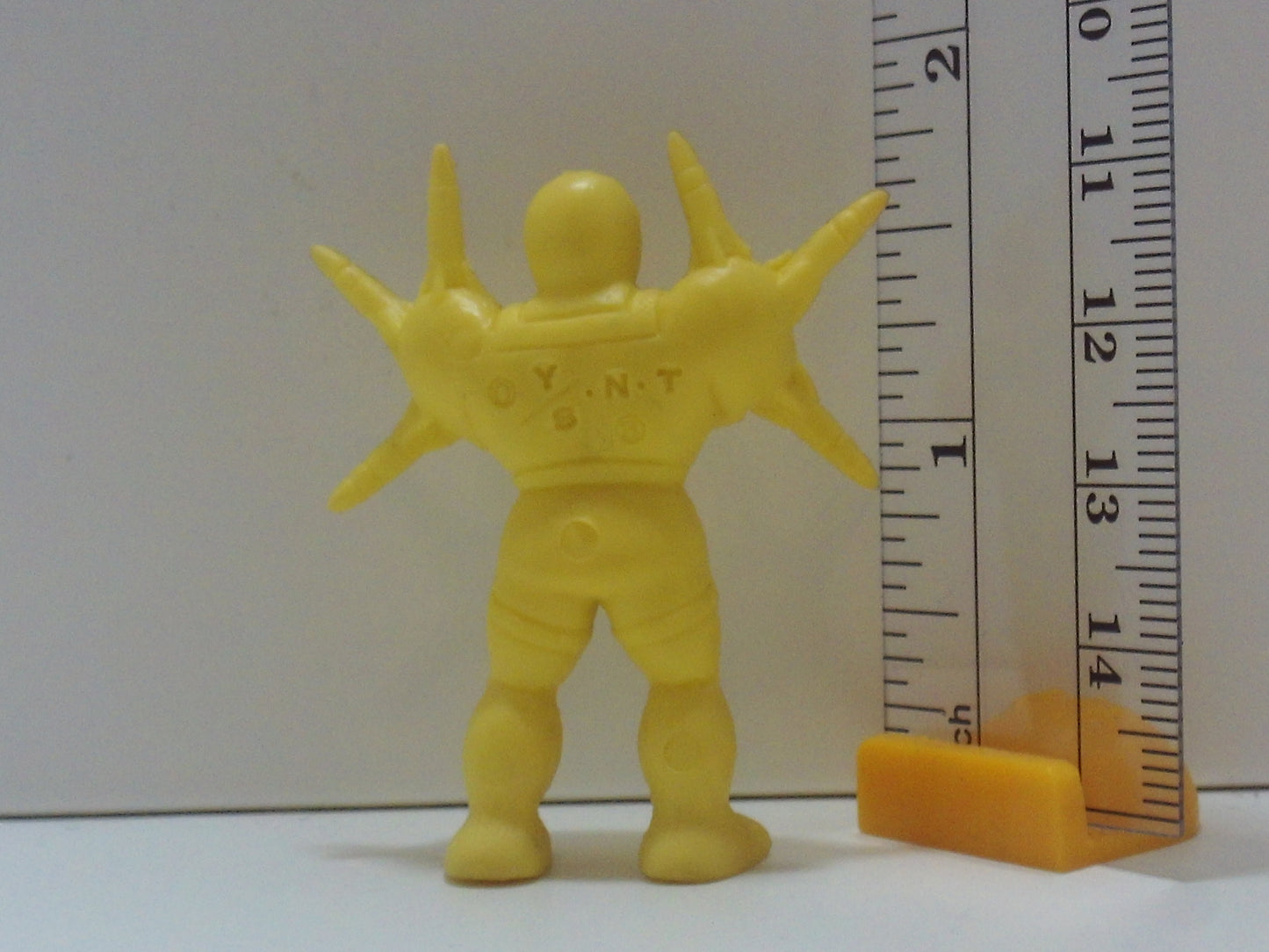 Kinkeshi Later Part Yellow Kinnikuman Keshi