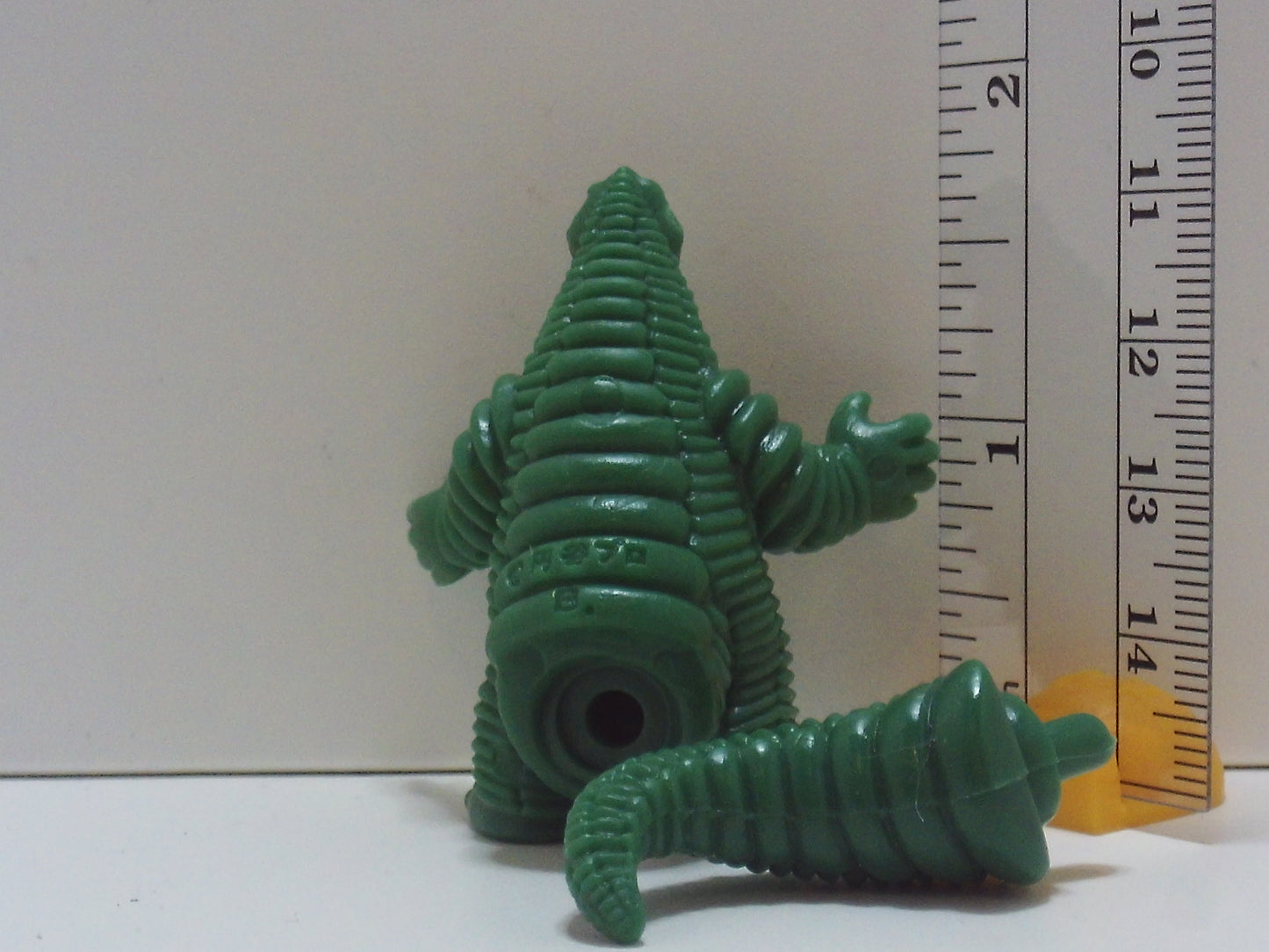 Large Kaiju Keshi