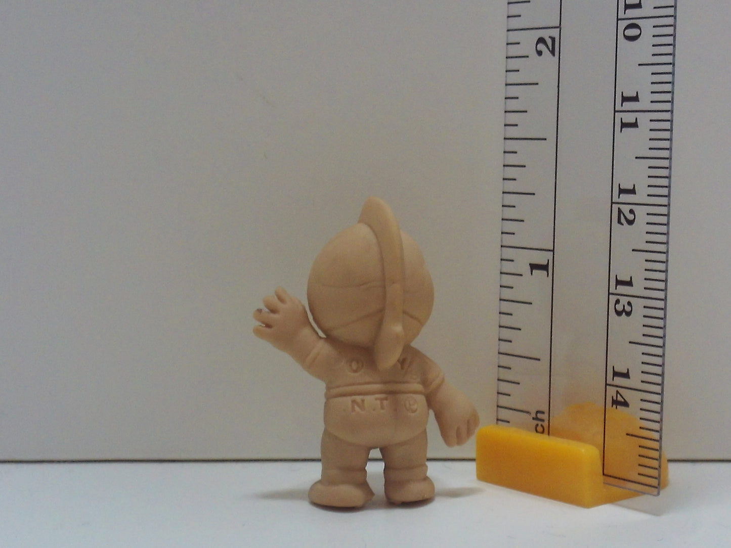 Beige/Tan Kinnikuman Keshi