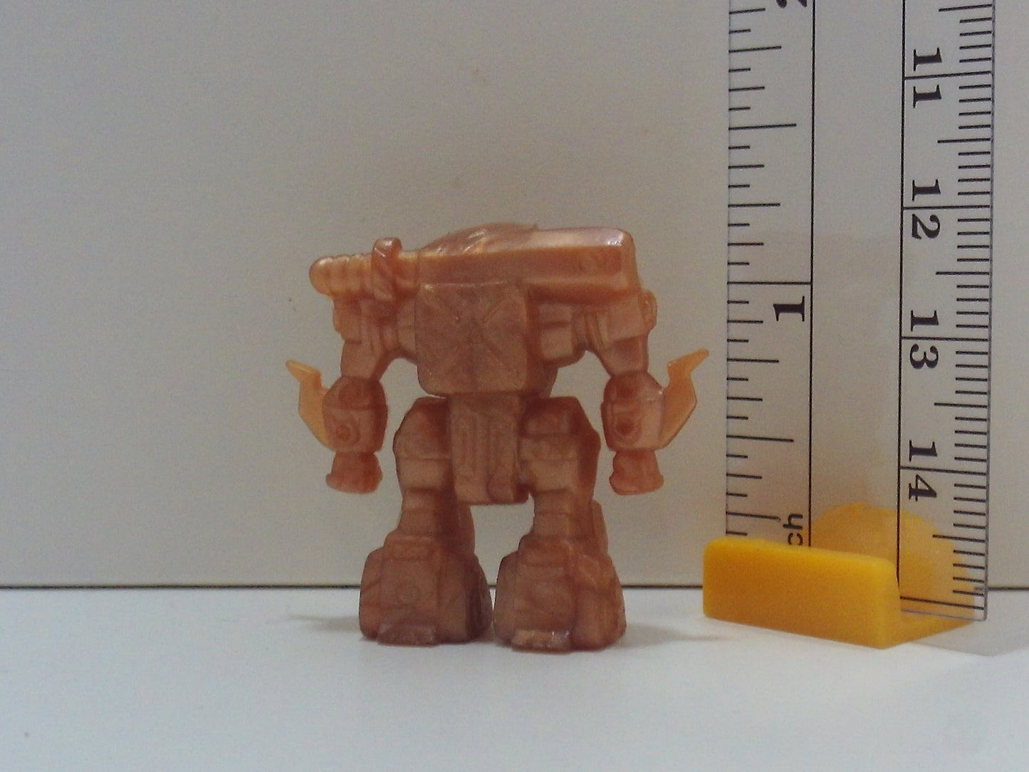 Knight Ramune Keshi Figure