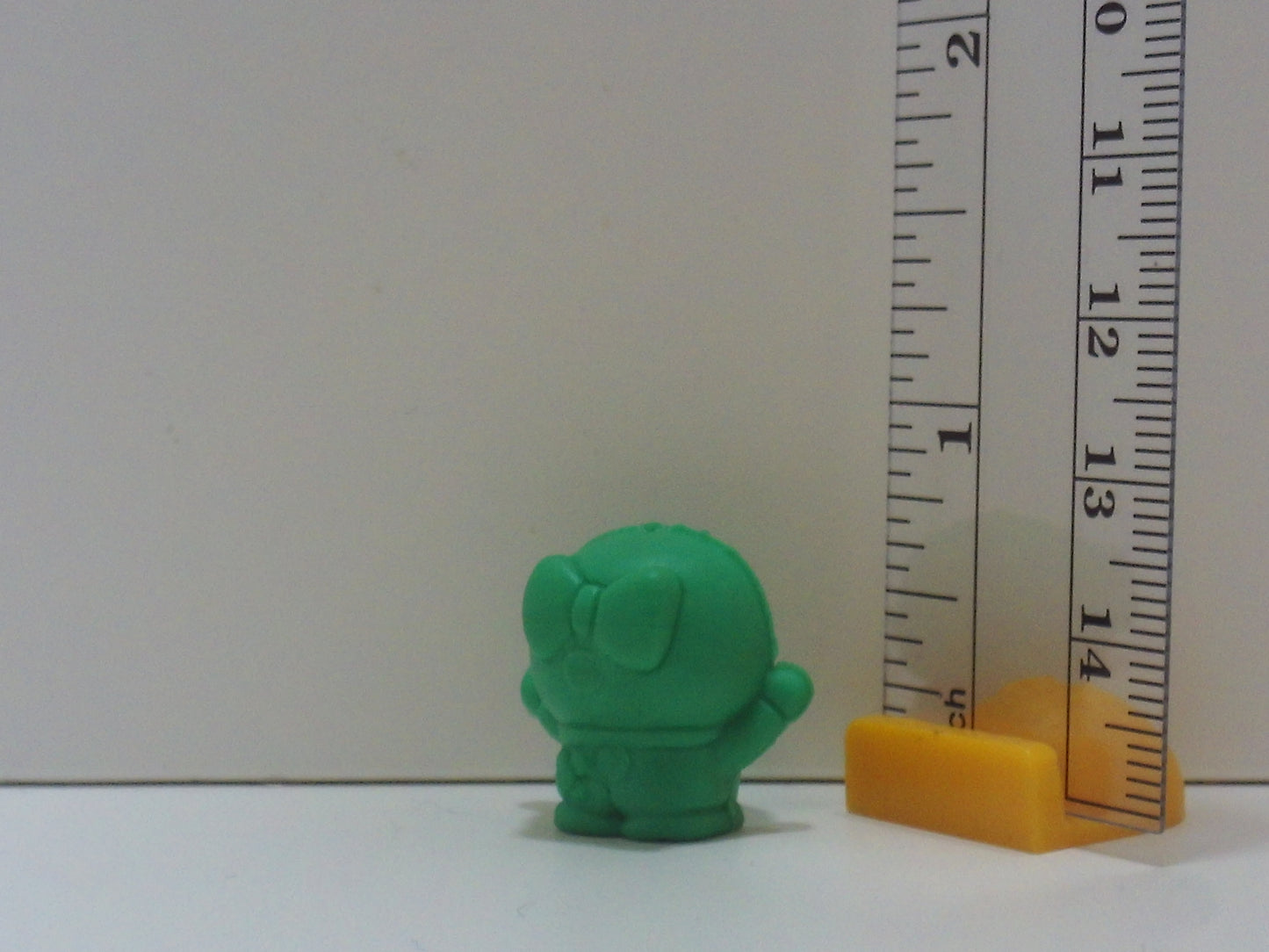Doraemon Keshi Figure