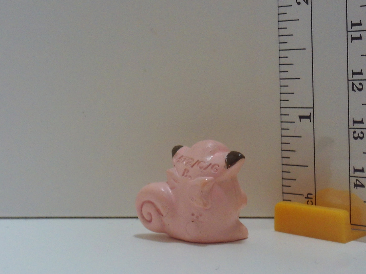 Pokemon Painted Keshi Figure
