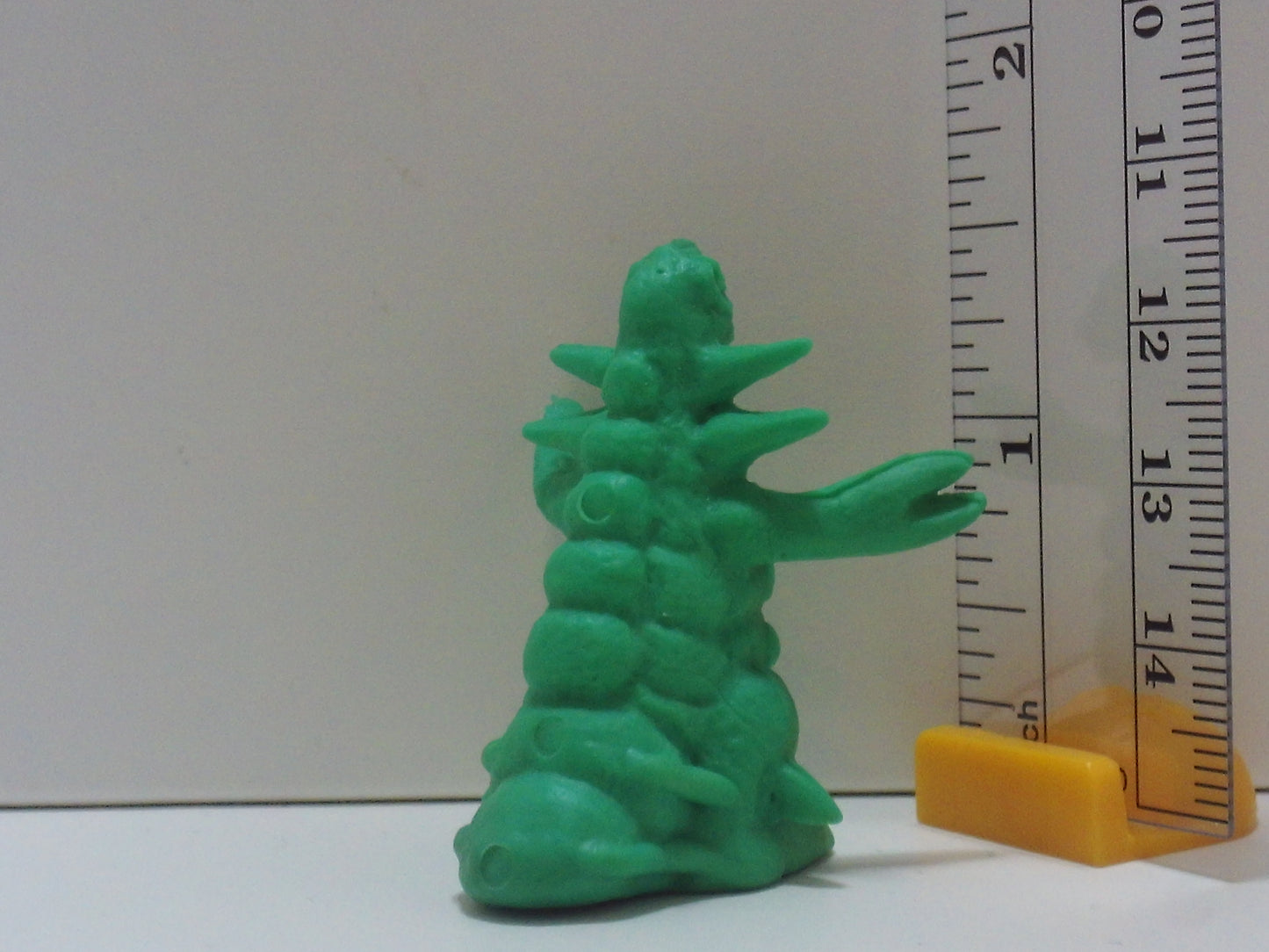 Standard Kaiju Keshi