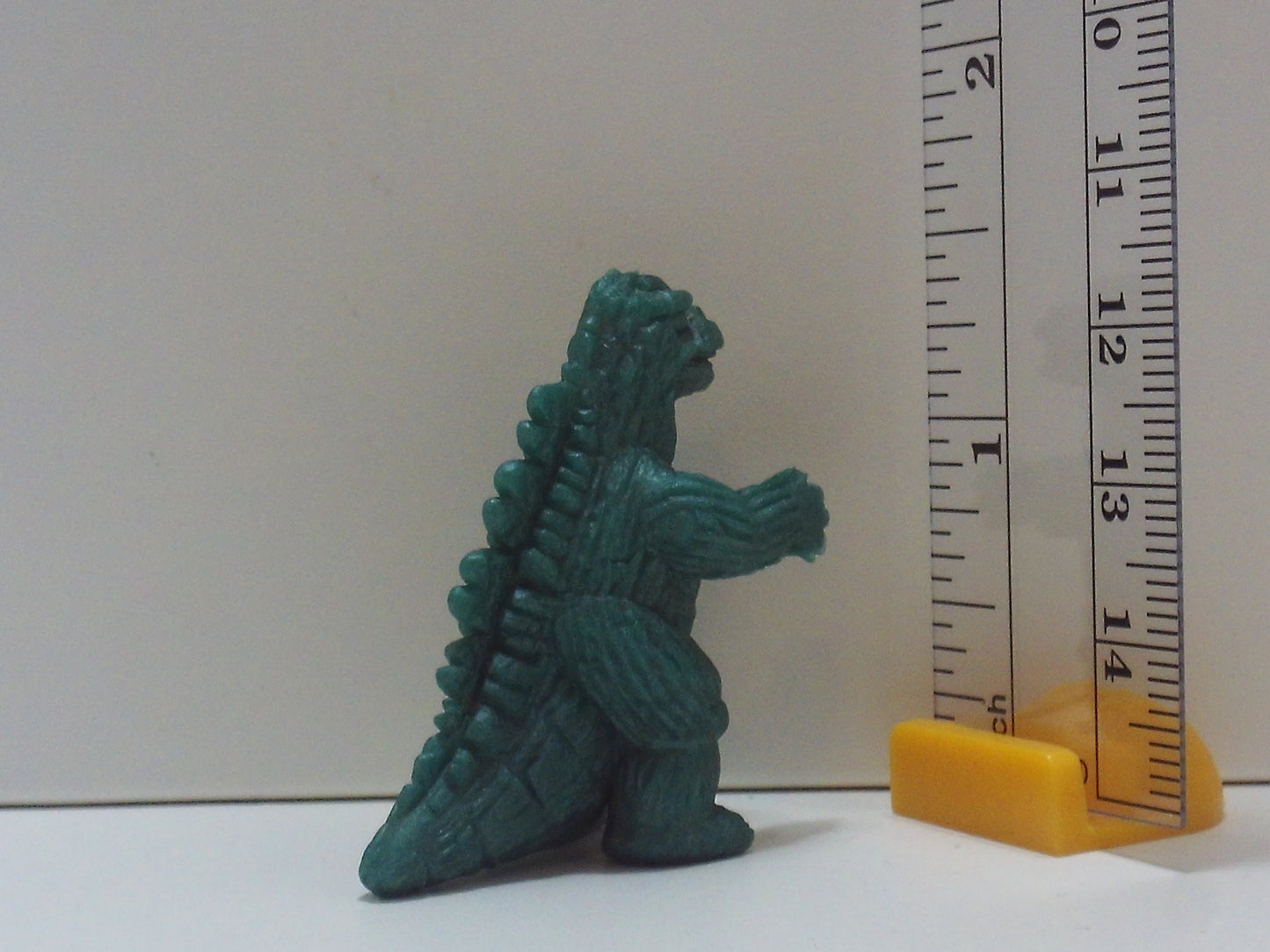 Standard Kaiju Keshi