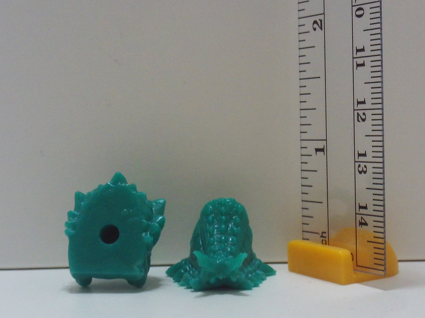 Standard Kaiju Keshi