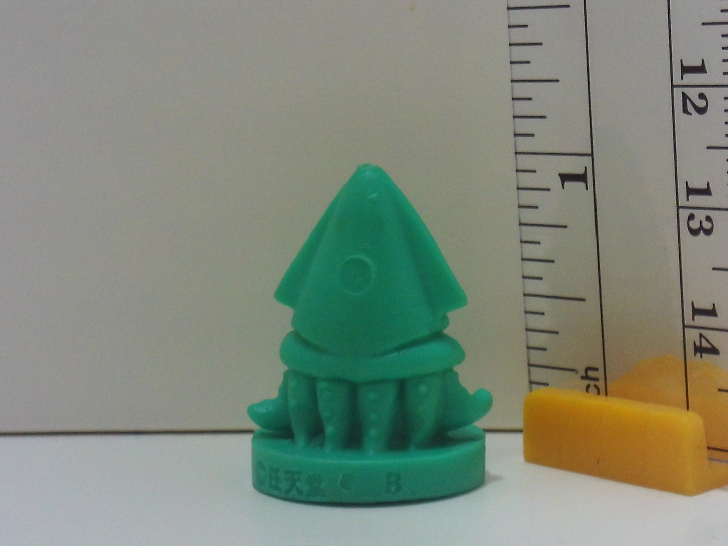 Super Mario Bros Pedestal Keshi