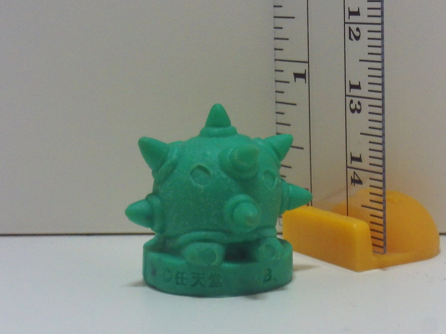 Super Mario Bros Pedestal Keshi