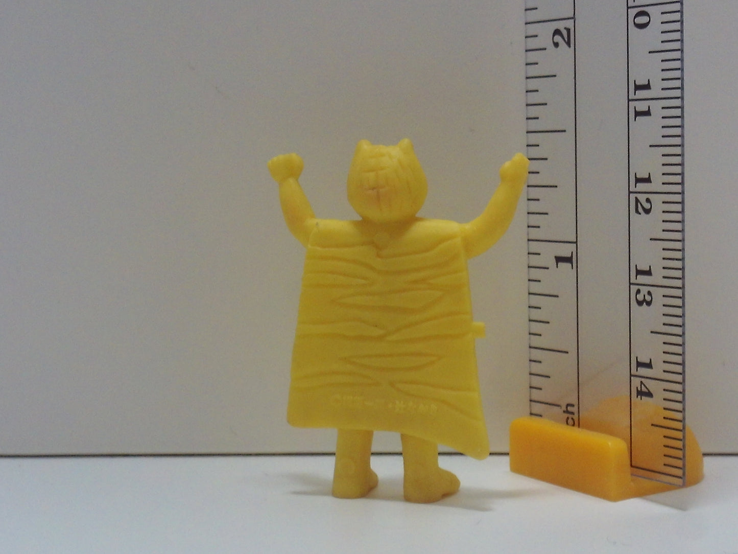 Tiger Mask Keshi Figure