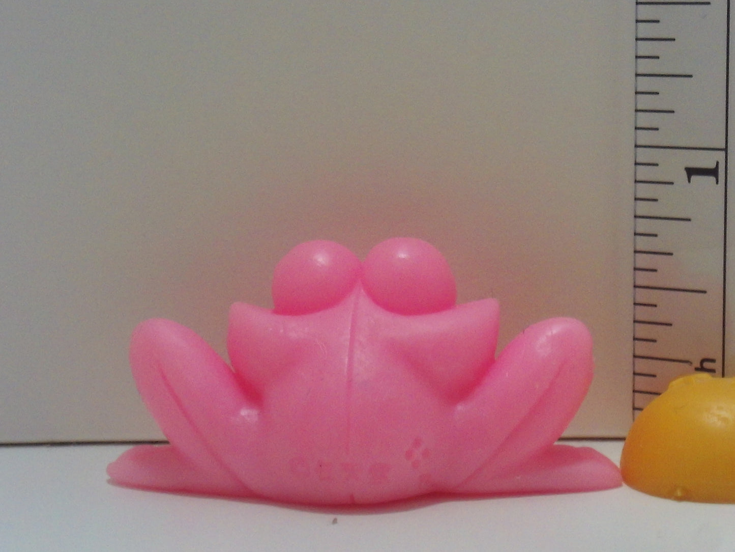 Mario - Yoshi's Island Keshi - Japanese Rubber Keshi Keshigomu Anime Manga Video Game figure Takarabako at Kingkeshi.com