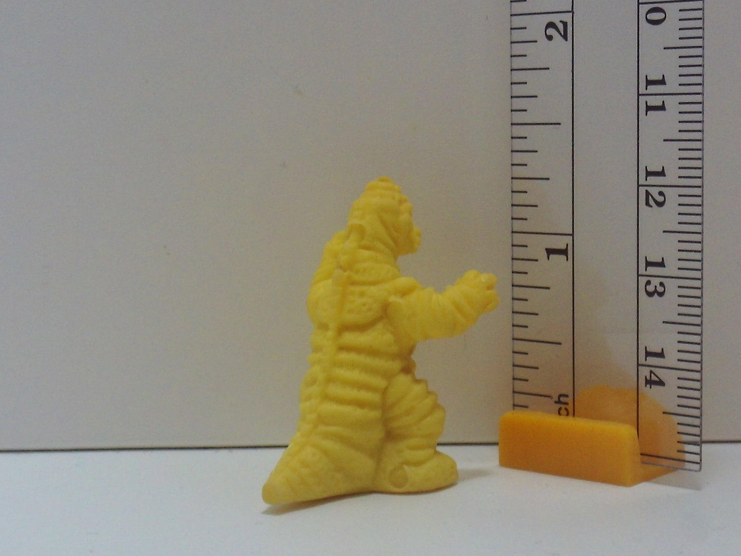 Standard Kaiju Keshi