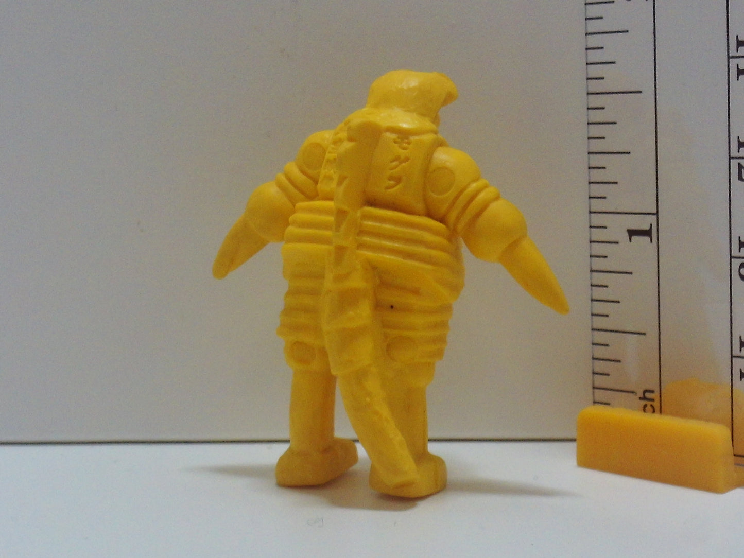 Standard Kaiju Keshi