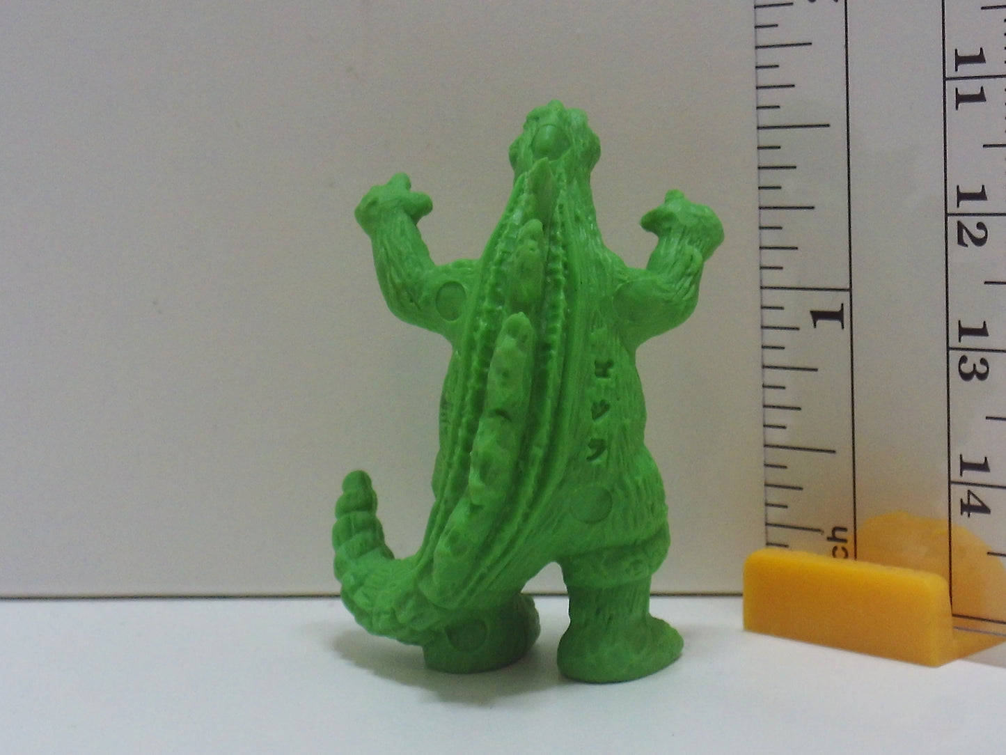 Standard Kaiju Keshi
