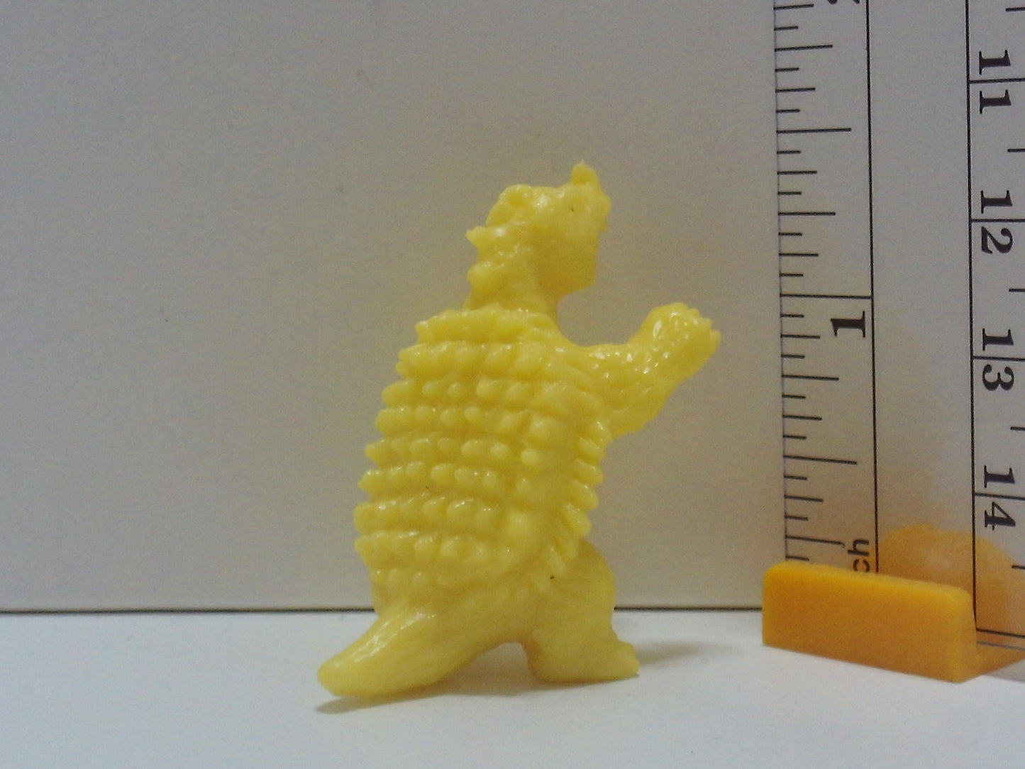 Standard Kaiju Keshi