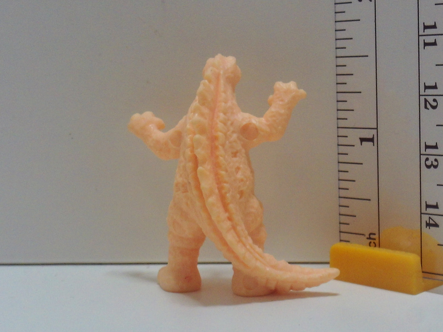 Standard Kaiju Keshi