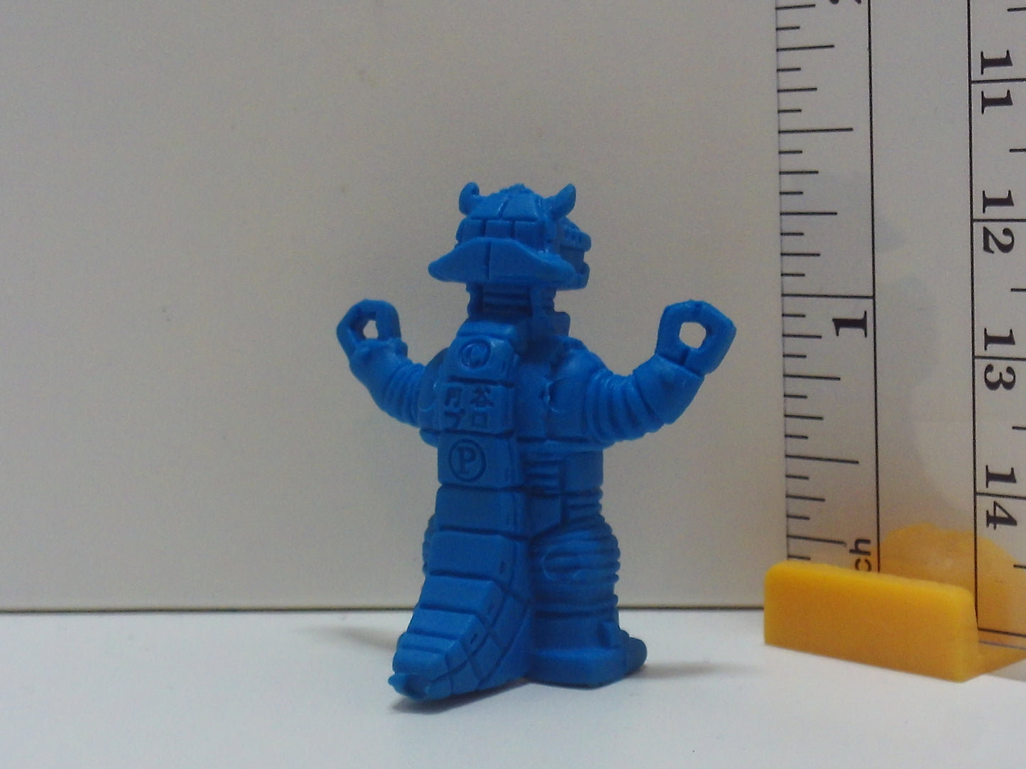 Standard Kaiju Keshi