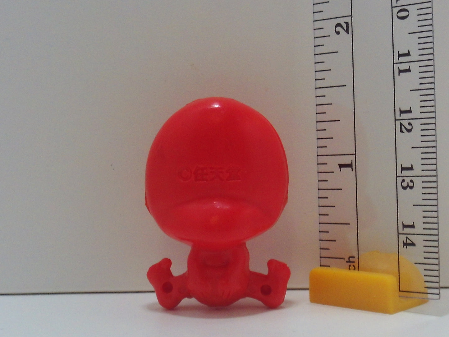 Mario - Yoshi's Island Hollow Plastic Figure