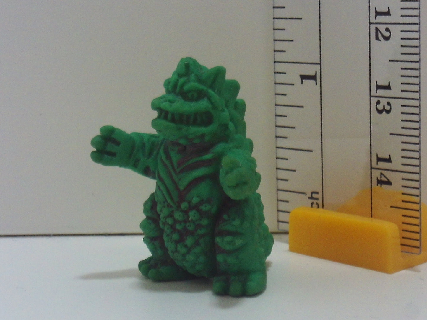 Chibi Kaiju Keshi