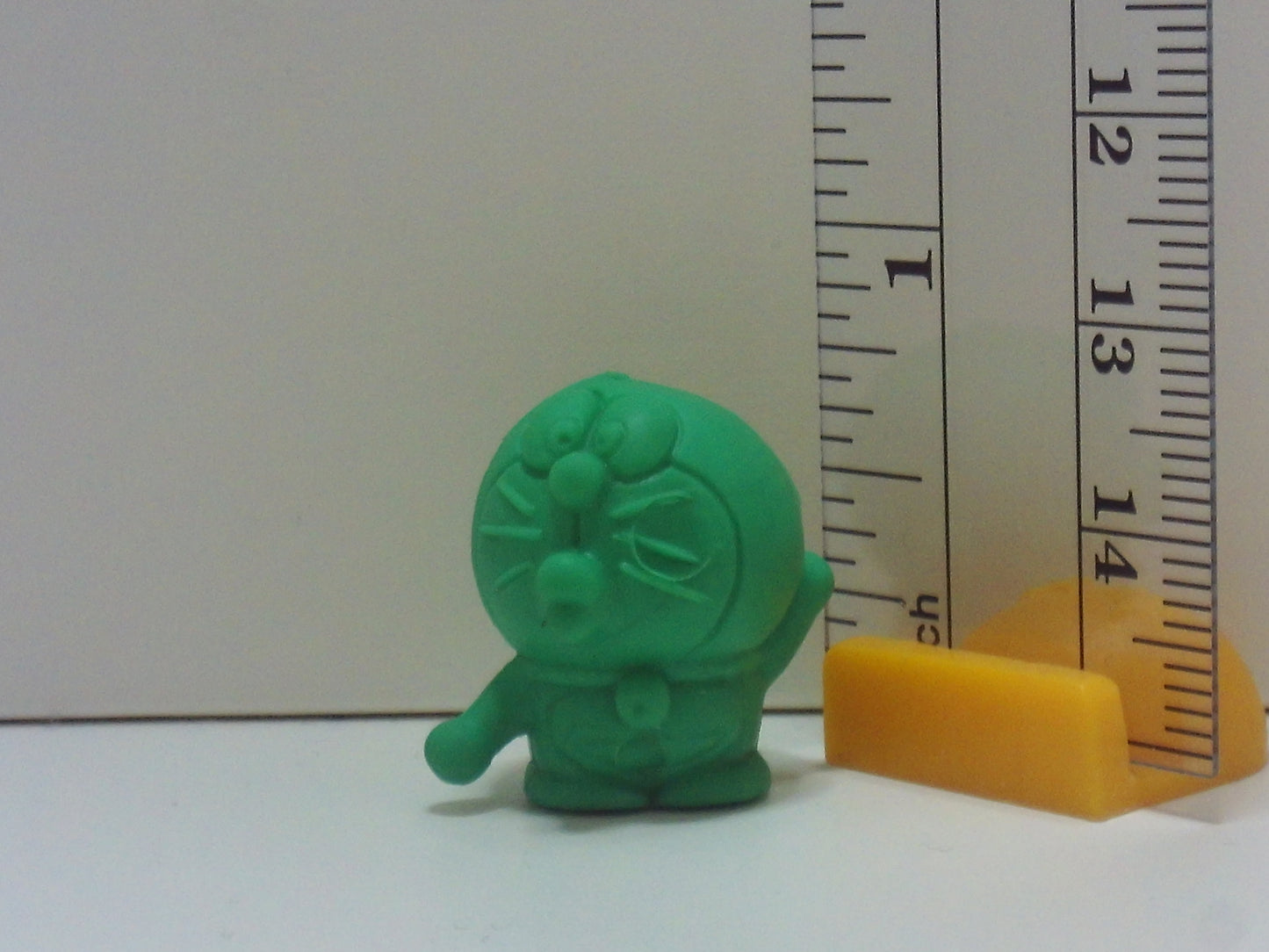 Doraemon Keshi Figure