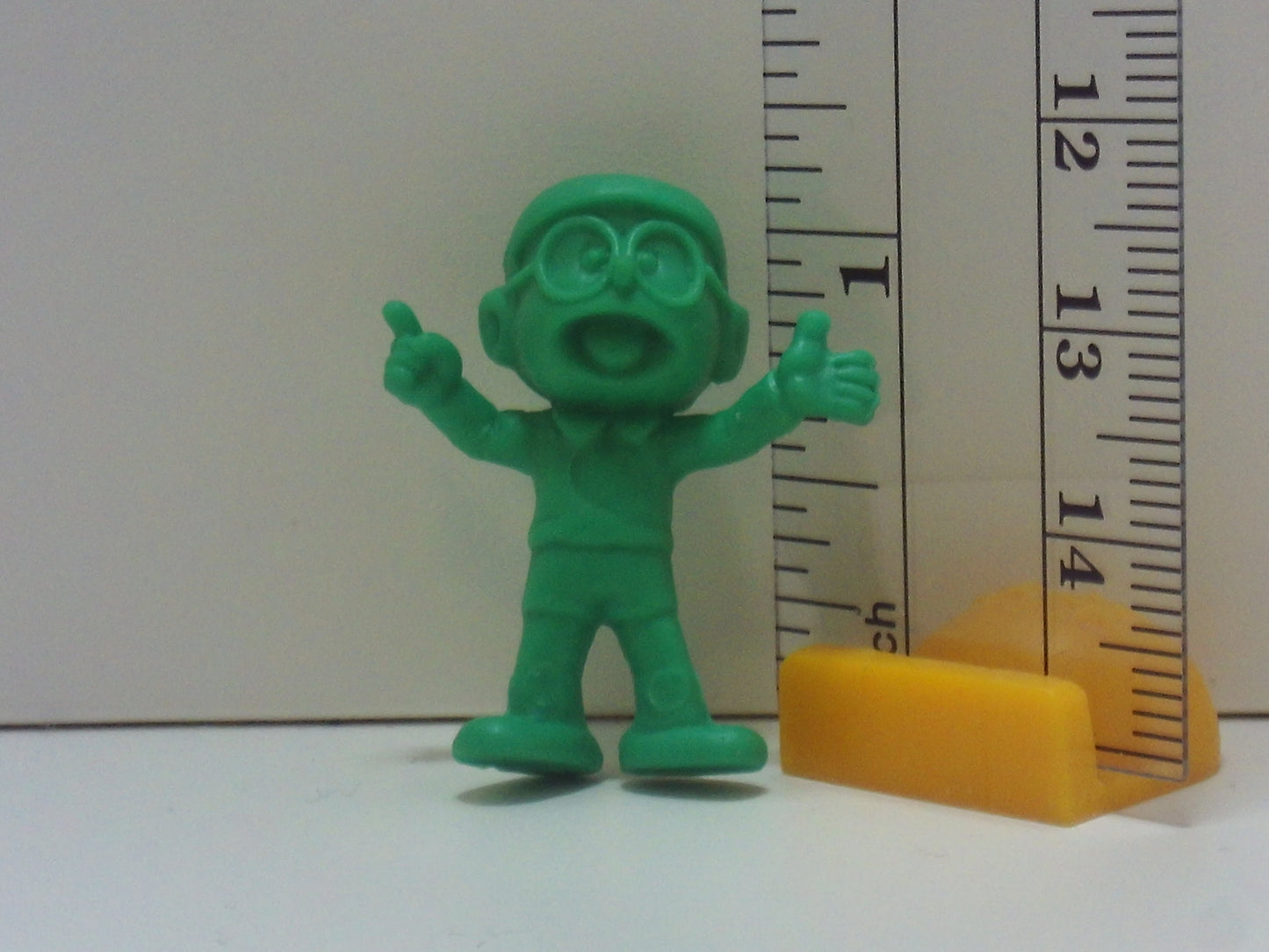 Doraemon Keshi Figure