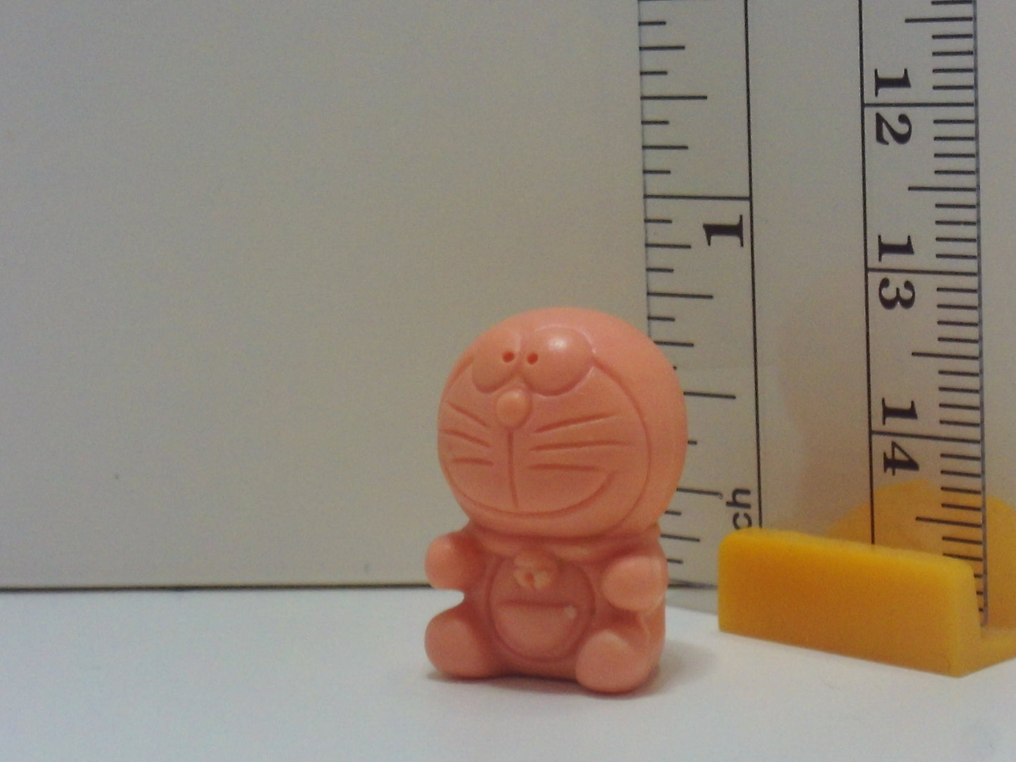 Doraemon Keshi Figure