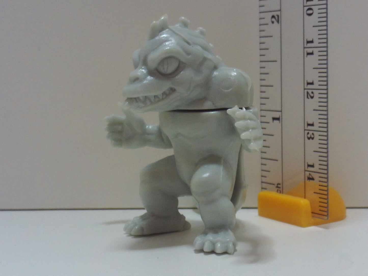 Villgust Keshi