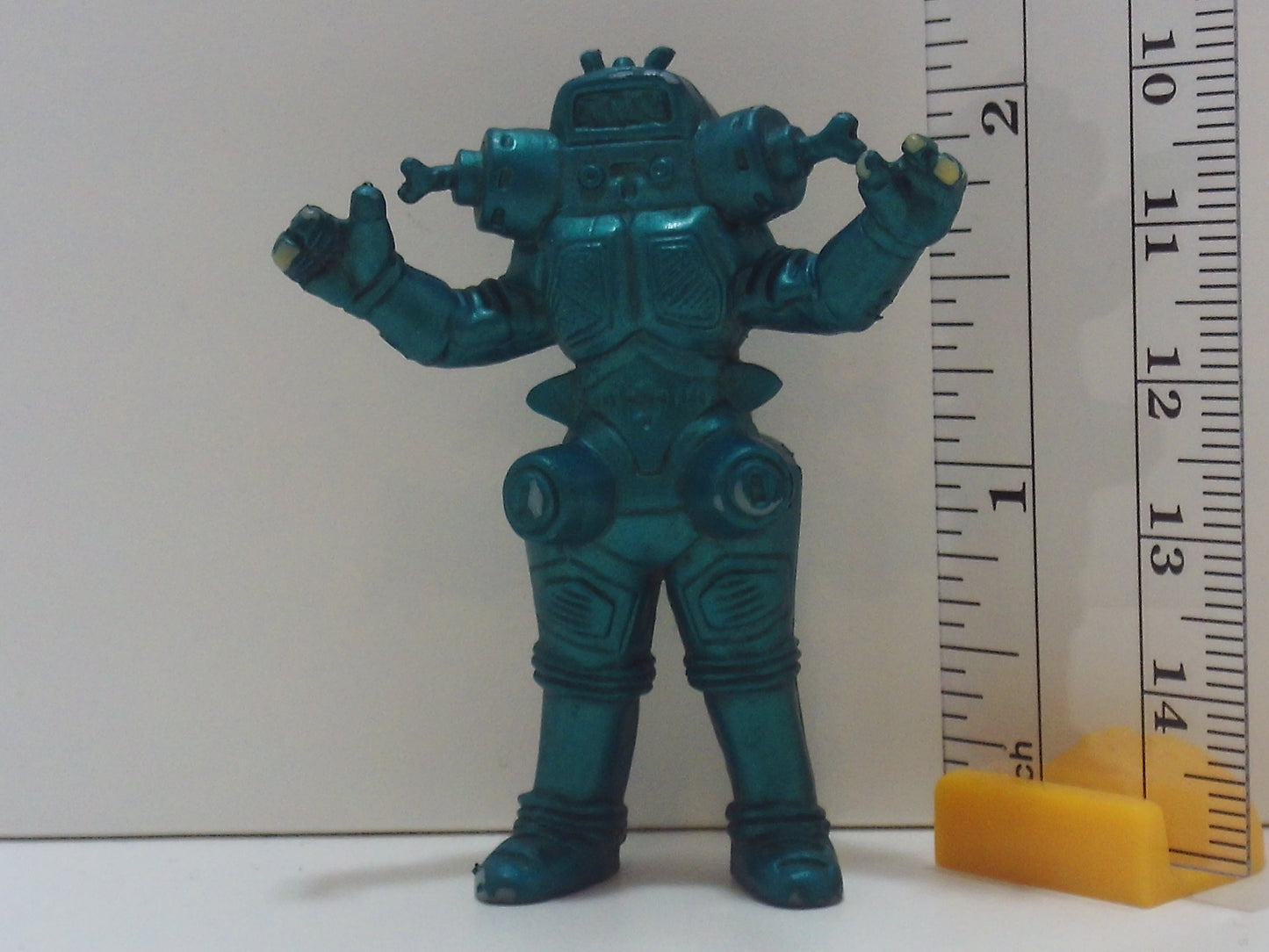 Large Kaiju Keshi