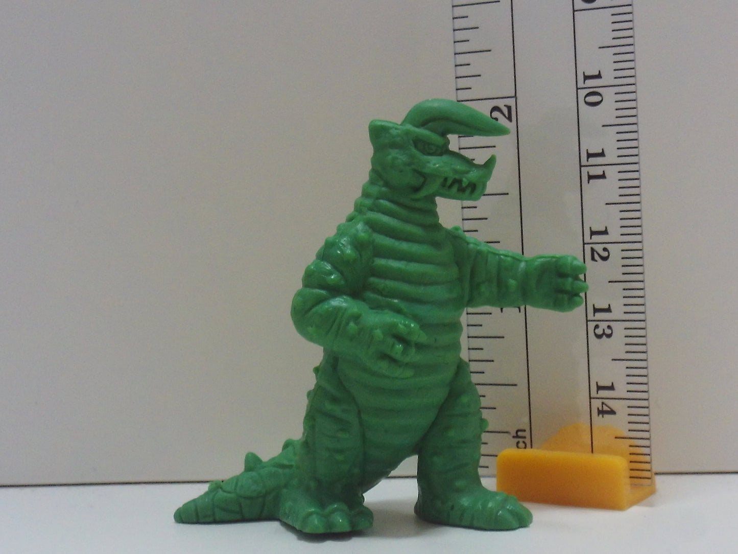 Large Kaiju Keshi