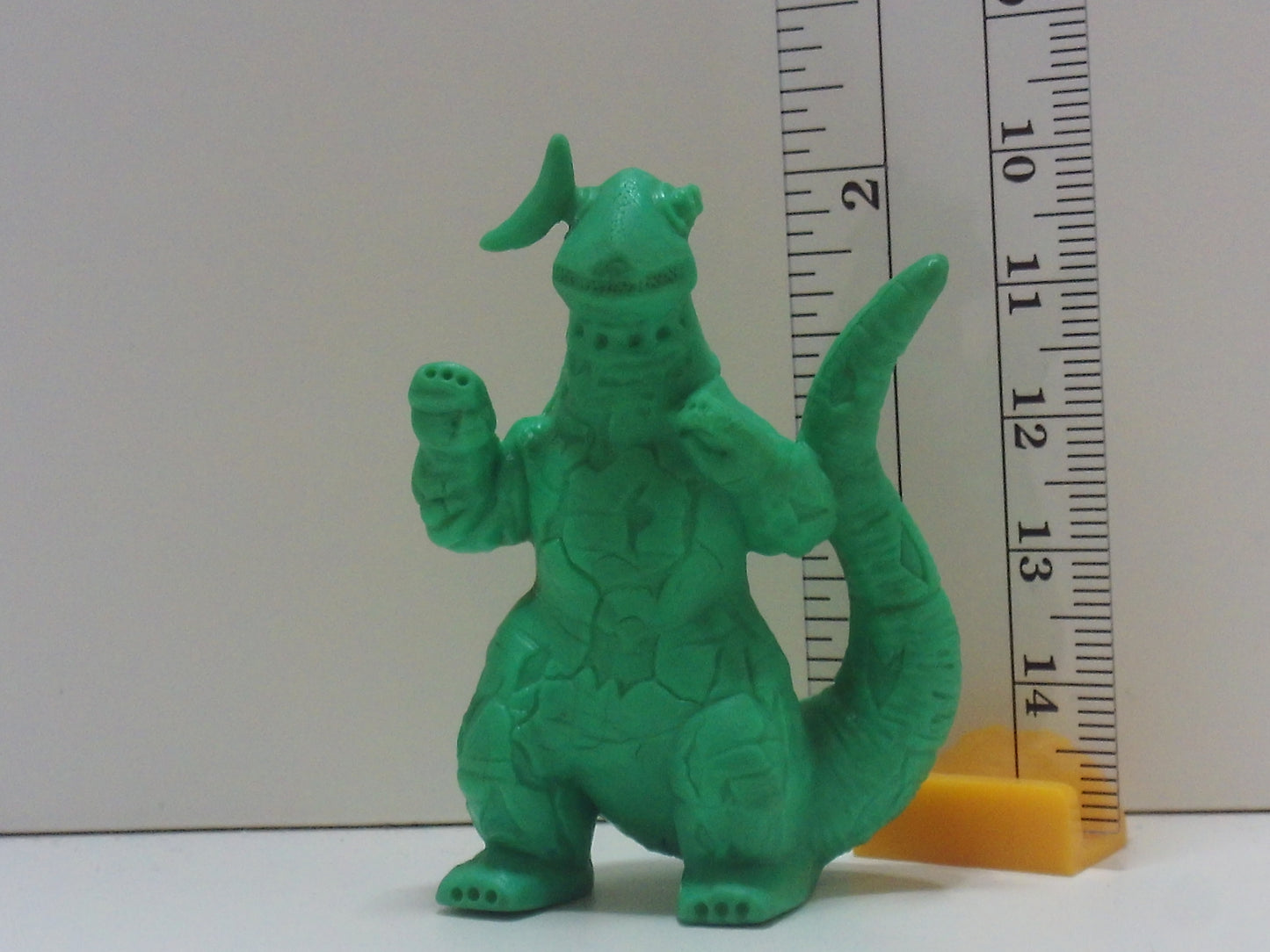 Large Kaiju Keshi