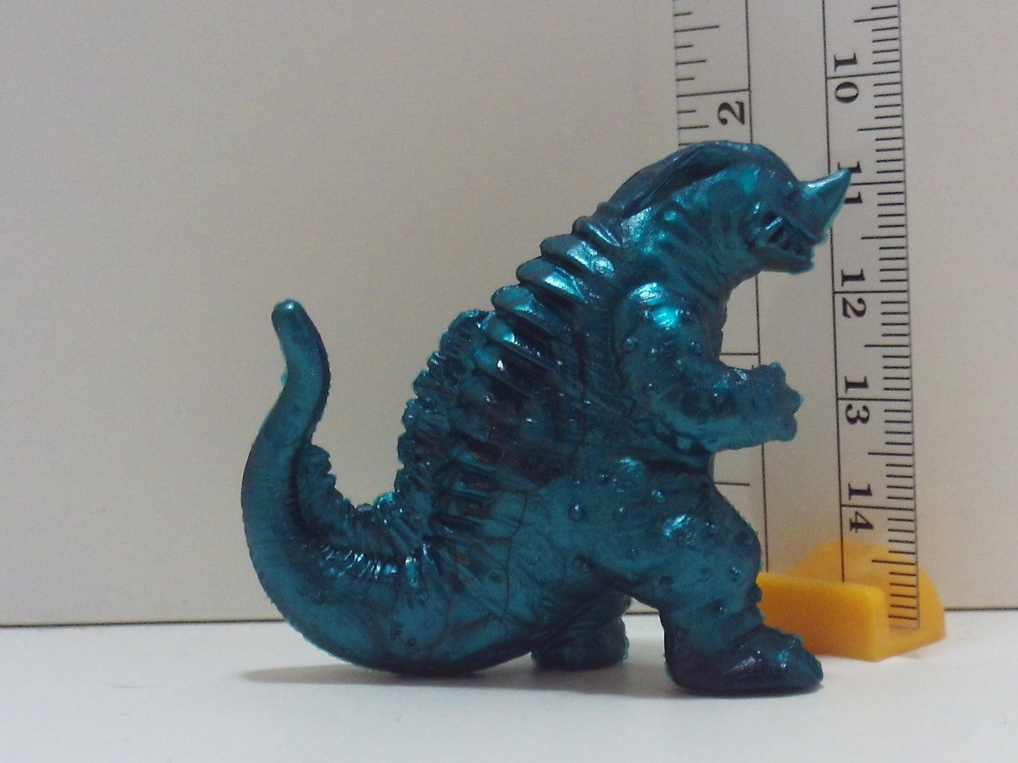 Large Kaiju Keshi