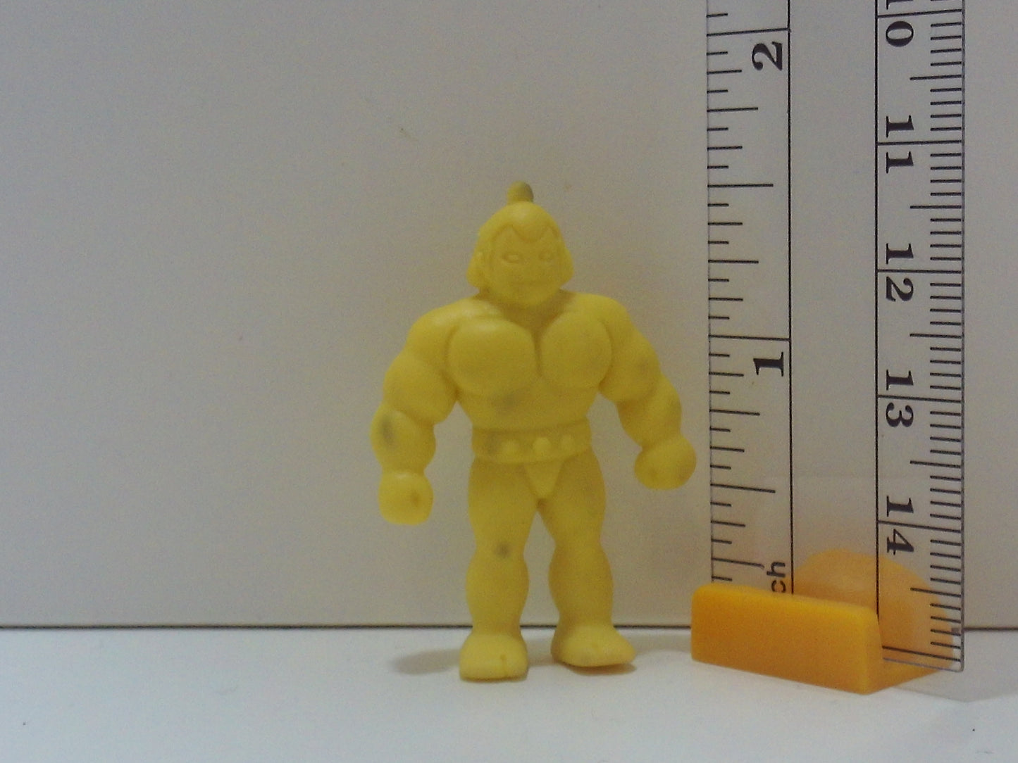 Kinkeshi Later Part Yellow Kinnikuman Keshi