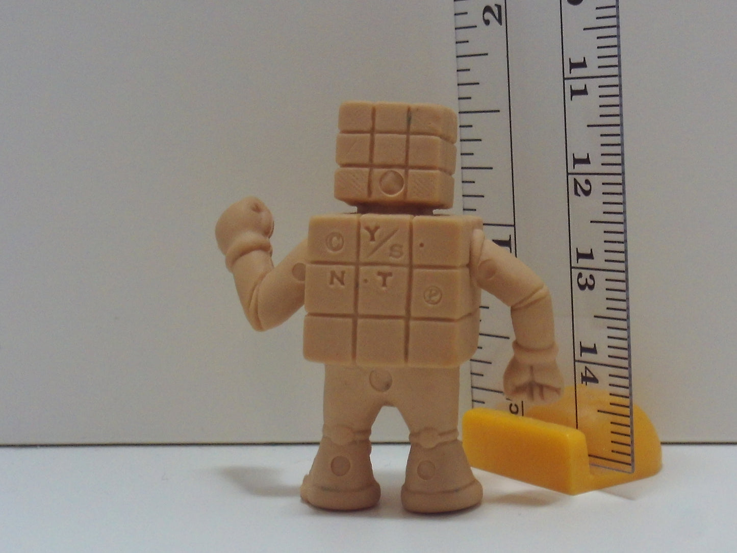 Beige/Tan Kinnikuman Keshi