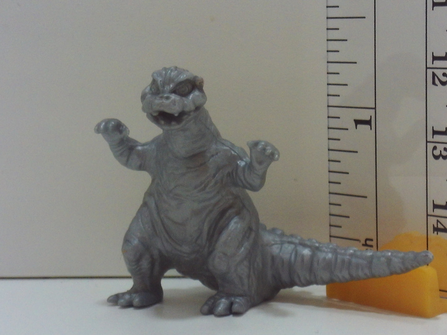 Standard Kaiju Keshi